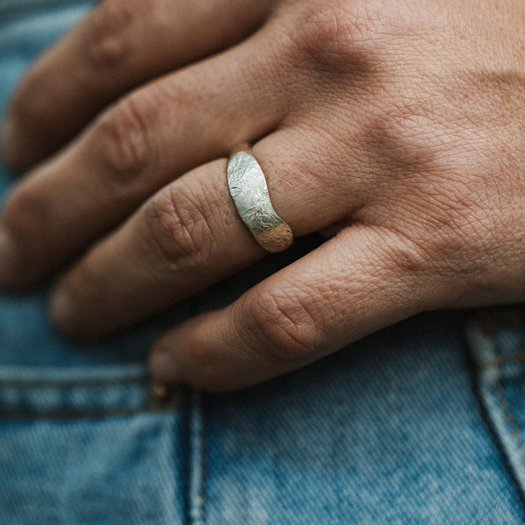 White Gold Band Impression Ring