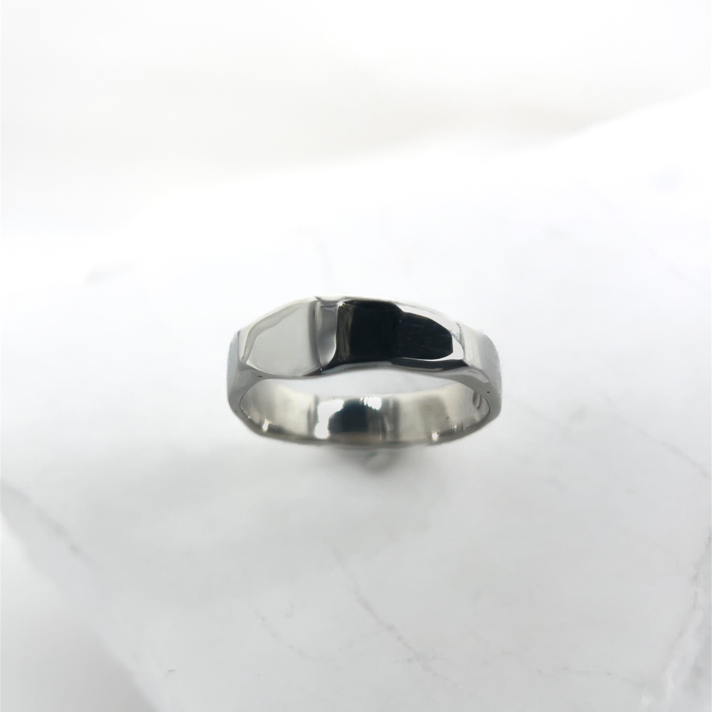 White Gold Band Impression Ring