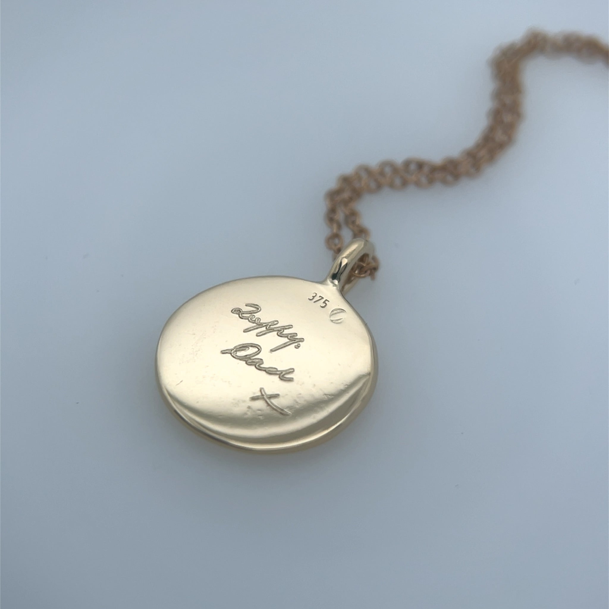 Gold Impression Necklace